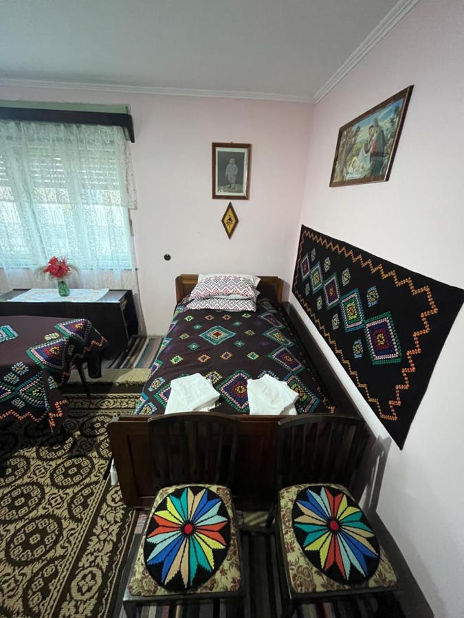 Casa Lucian Appartement Cîrţişoara Buitenkant foto